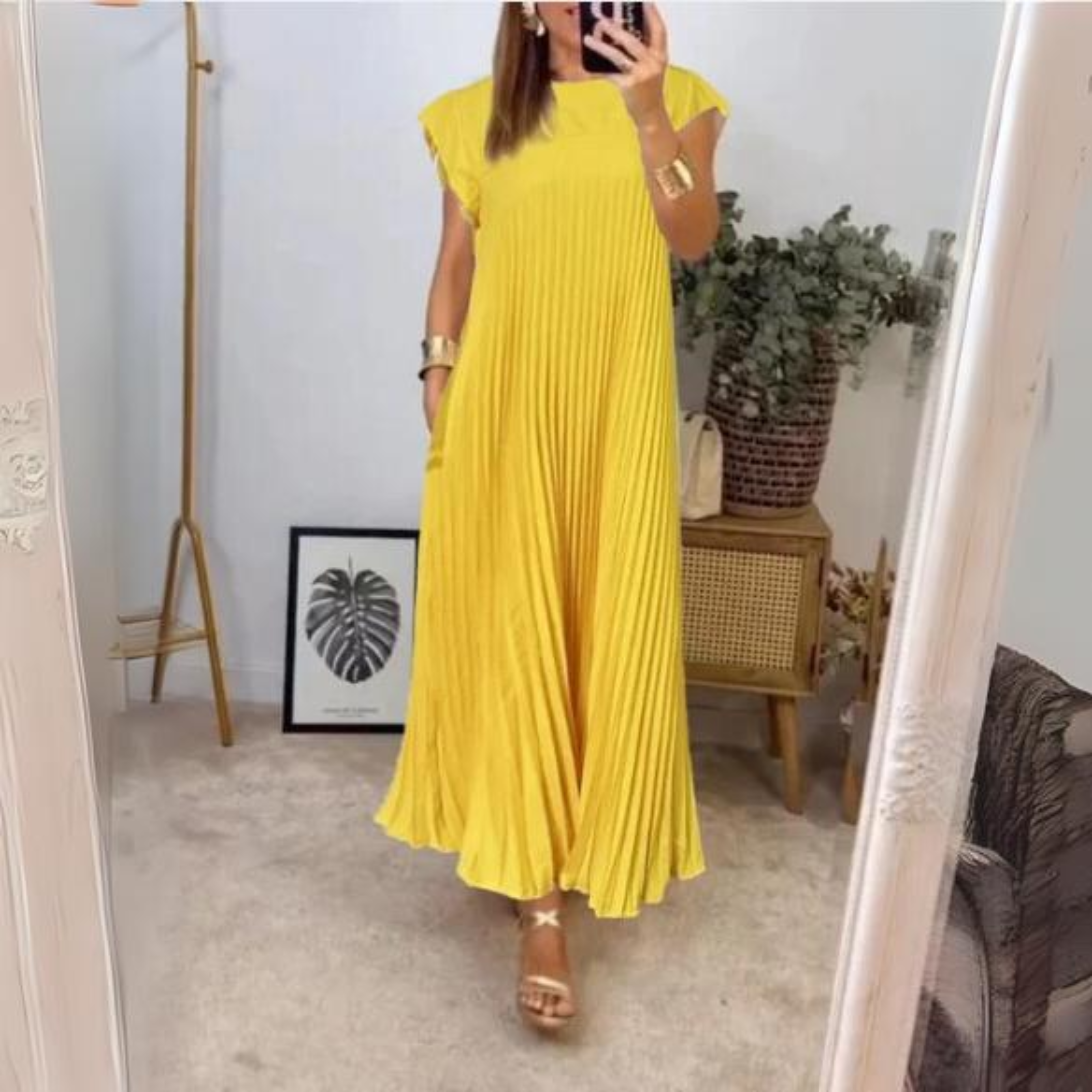 Seli | Leichtes und frisches Plisseekleid