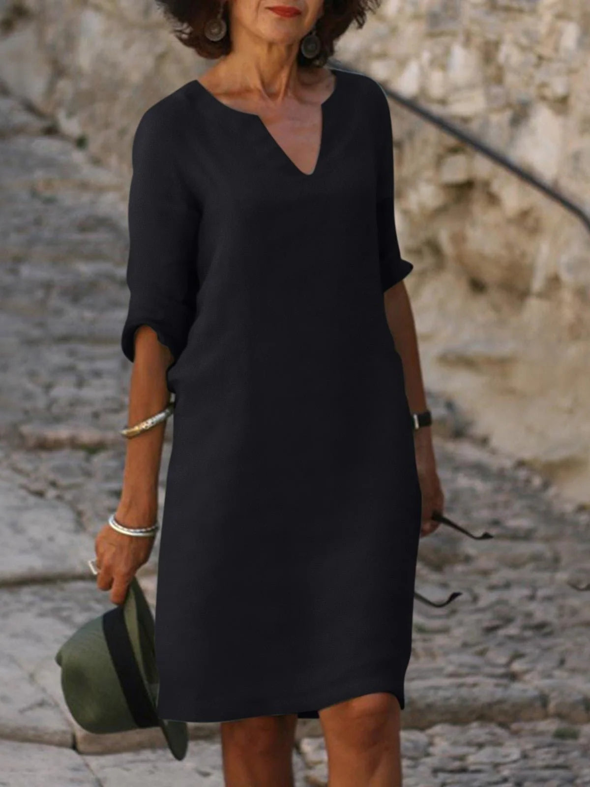 Saoirse | Dress mit V-Ausschnitt, das den Bauch bedeckt