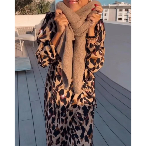 Alexis | Dress mit V-Ausschnitt
